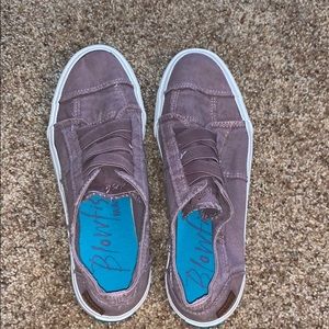 Size 9 Blowfish Malibu sneakers